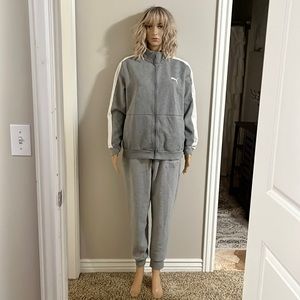 Comfy Puma 2 pc. Joggers set or Lounge wear. Like new!